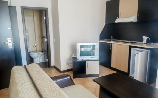 Furnished studio on Sunrise