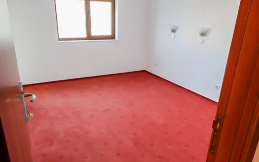 Part furnished 2 bed on Prespa