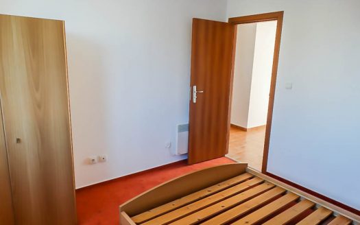 Part furnished 2 bed on Prespa