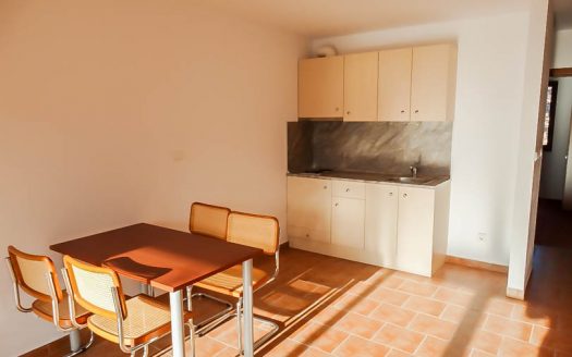 Part furnished 2 bed on Prespa