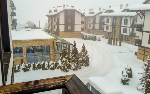 2 bed apartment on 3 Mountains