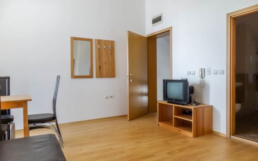 Furnished 1 bed on 3 Mountains