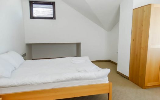 Furnished 1 bed on 3 Mountains