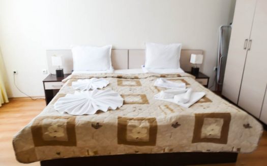 Furnished 1 bed on Pirin Place
