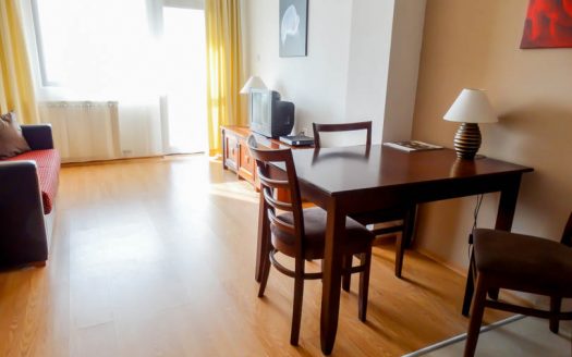 Furnished 1 bed on Elegant Spa