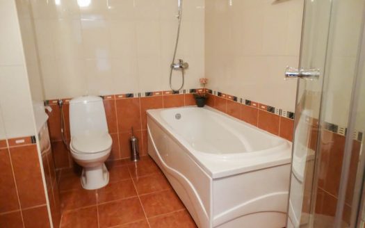 Furnished 1 bed on Elegant Spa