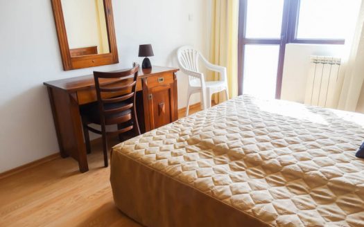 Furnished 1 bed on Elegant Spa