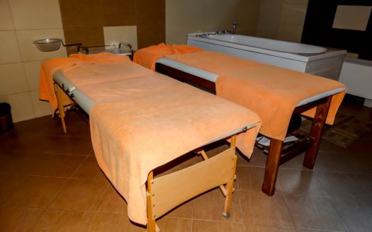 Furnished 1 bed on Sunrise