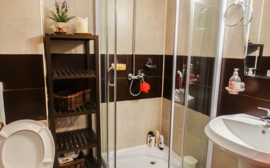Furnished 1 bed on Balkan Heights