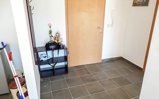 Furnished 1 bed on Pirin Residence