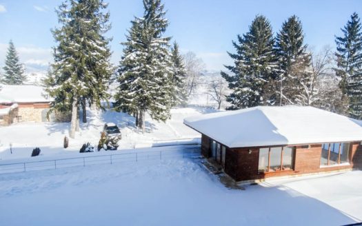 Furnished studio on Sapphire Residence