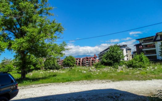 Furnished studio on Whitewood Lodge