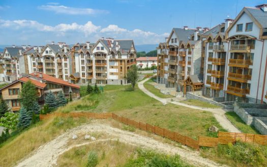 -Furnished 1 bed on Balkan Heights