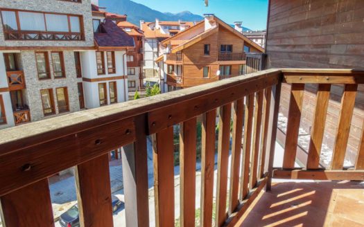 Penthouse 2 bed 2 bath on Prespa