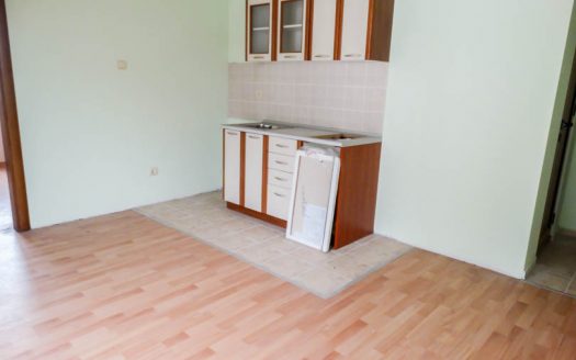 1 bed on Golak Building