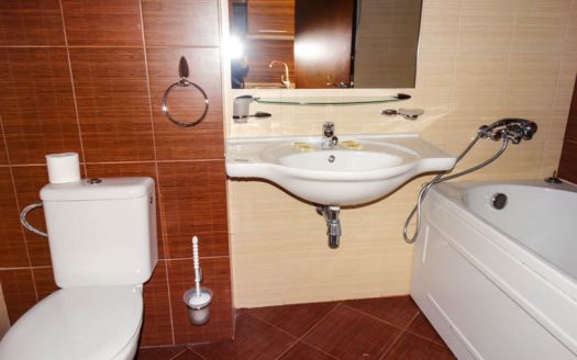 Furnished 2 bed on Casa Karina