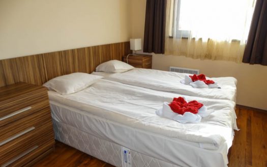 Furnished 2 bed on Casa Karina