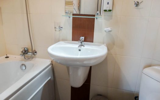Furnished 1 bed on Adeona