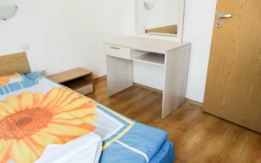 Furnished 1 bed on Adeona