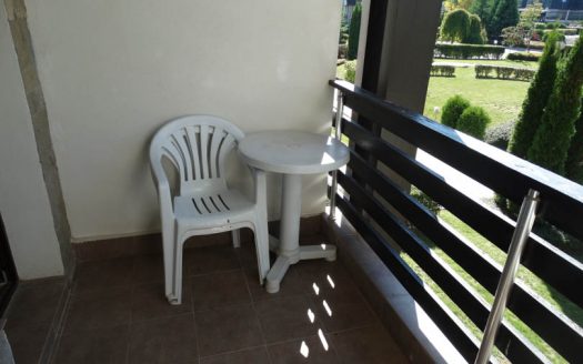 Furnished 1 bed on Aspen Golf