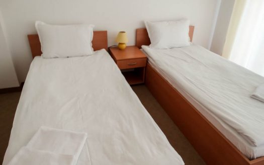 Furnished 2 bed on 3 Mountains