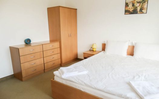 Furnished 2 bed on 3 Mountains