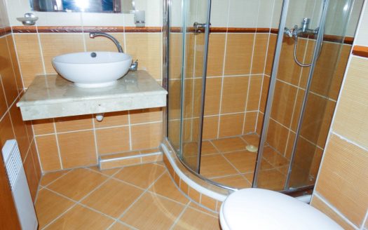 Furnished 2 bed 2 bath on Cedar Lodge 1