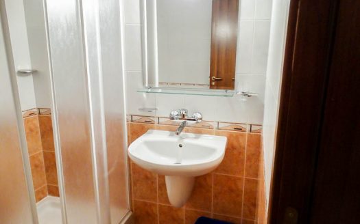 Furnished 1 bed on Mountain Dream