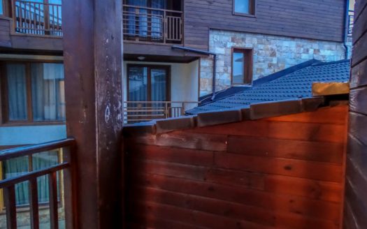 Furnished spacious studio on Adeona