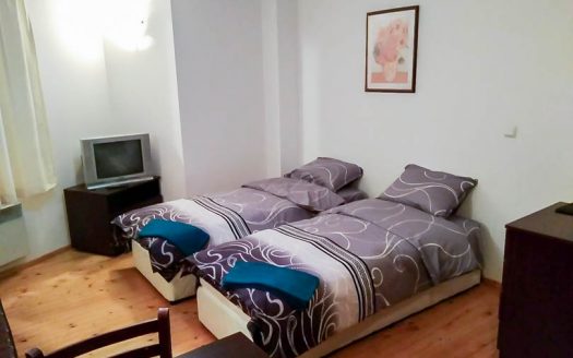Furnished studio on Four Leaf Clover