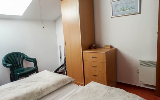 Furnished 2 bed Penthouse on Prespa