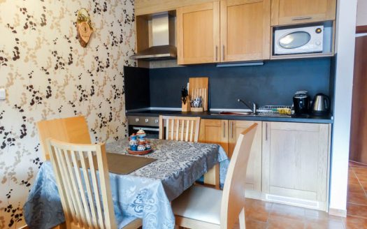 Furnished 2 bed Penthouse on Prespa