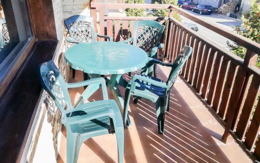 Furnished studio on Four Leaf Clover