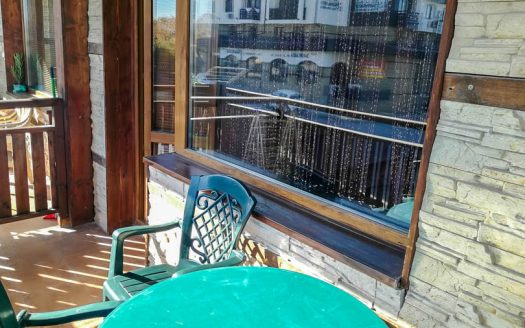 Furnished studio on Four Leaf Clover