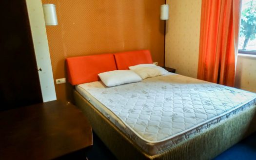 Furnished studio on Friends Hotel