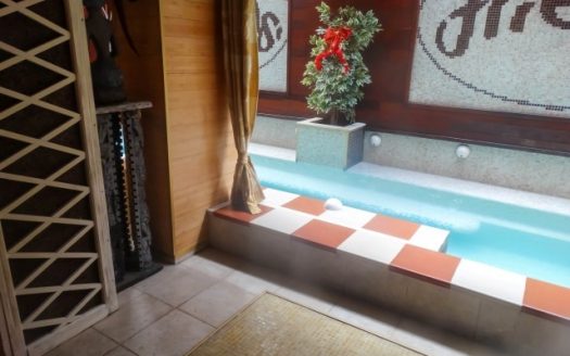 Furnished studio on Friends Hotel