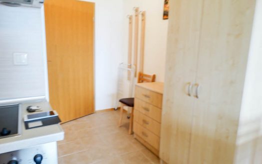 Furnished studio on Aspen Golf