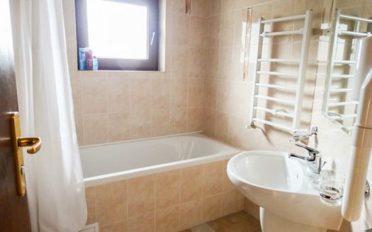 2 bed Chalet on Redenka Holiday Village