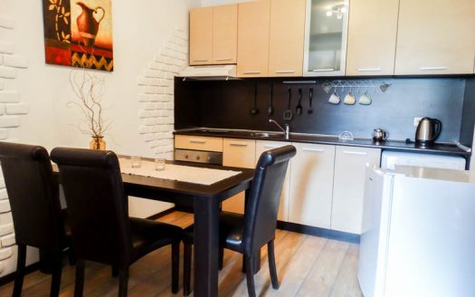 Furnished 2 bed on Alpine Lodge