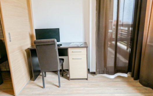 Furnished 2 bed on Alpine Lodge