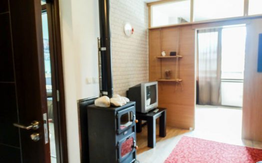 Furnished 2 bed on Alpine Lodge