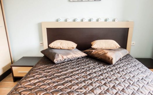 Furnished 2 bed on Alpine Lodge