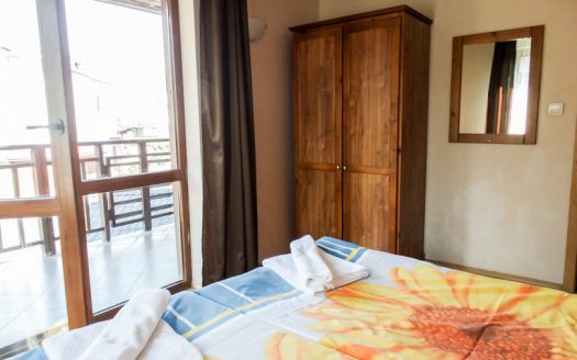 Furnished 2 bed on Adeona