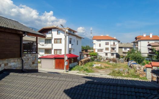 Furnished 2 bed on Adeona