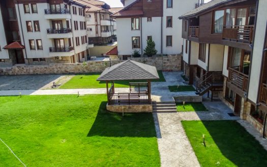 Furnished 2 bed on Adeona