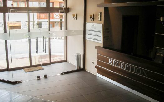 Furnished 2 bed on Adeona