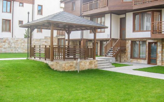 Furnished 2 bed on Adeona