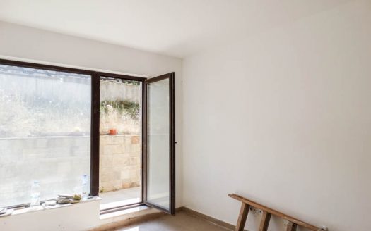 Studio apartment on Nikamar