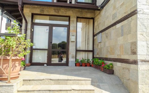 Studio apartment on Nikamar