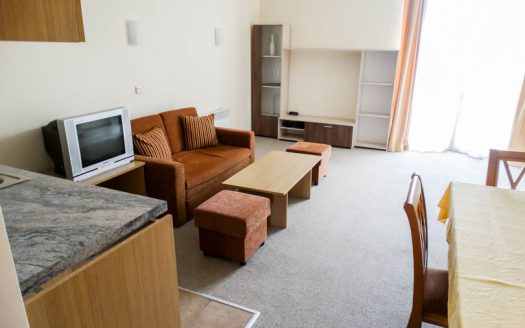 Furnished 2 bed on 2 Rivers